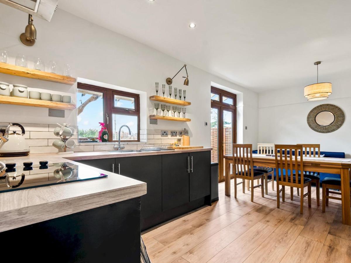 Pass The Keys Appletree Cottage - A Chic Seaside Home And Garden Whitstable Exterior foto