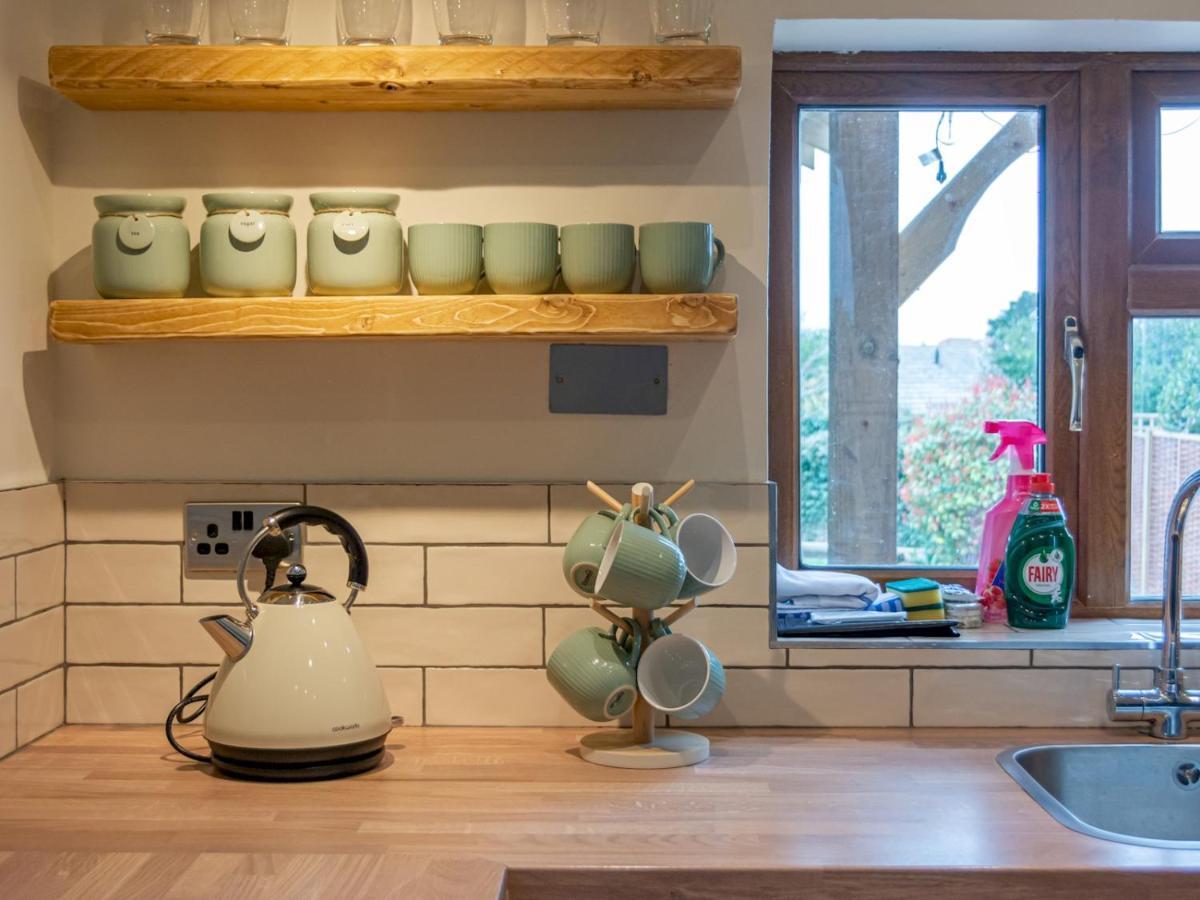 Pass The Keys Appletree Cottage - A Chic Seaside Home And Garden Whitstable Exterior foto