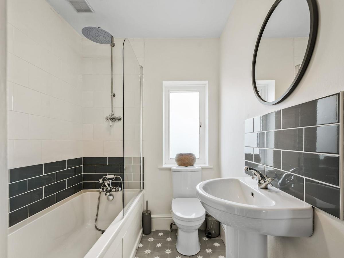 Pass The Keys Appletree Cottage - A Chic Seaside Home And Garden Whitstable Exterior foto